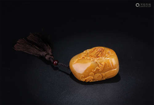 Chinese Yellow Soapstone Carved Toggle