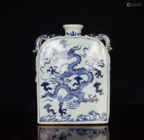 Chinese Blue White Dragon Porcelain Vase