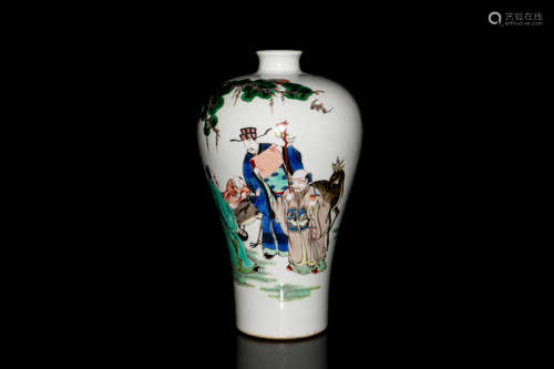 Chinese Famille Rose Porcelain Vase