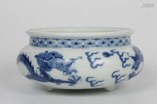 Chinese Blue White Porcelain Dragon Censer