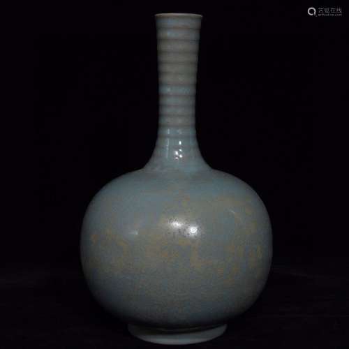 A Chinese Ru Kiln Porcelain Bottle Vase