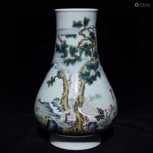 A Chinese Porcelain Famille Rose Vase