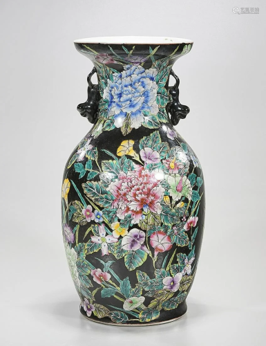 Chinese Enameled Porcelain Vase