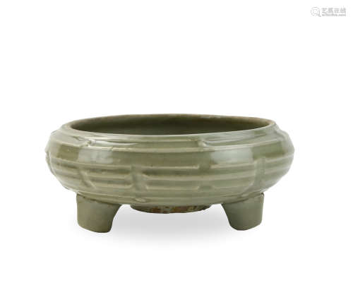 Chinese Longquan Celadon Glazed Censer, Ming D.
