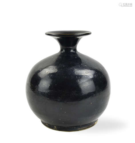 Chinese Henan Ware Black Glazed Vase, Yuan D.