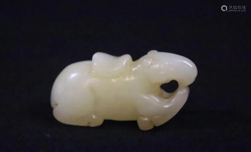 A White jade carved Horse, 1.2