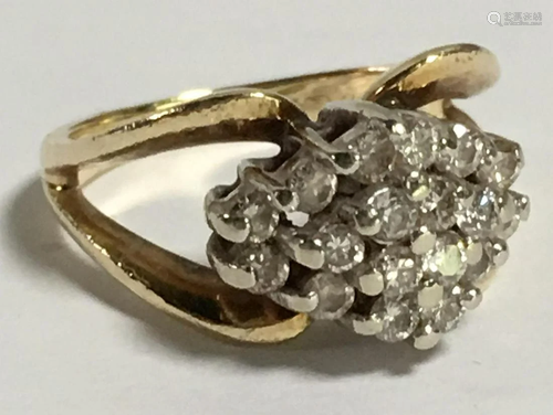 14k Gold And Diamond Cluster Ring, 2.9 Dwt. Size 4.75.