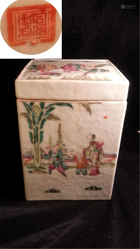 PORCELAIN box early 19