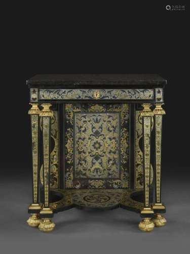 LOUIS XIV EQUIPMENT BOX STAND Transformed into a c…