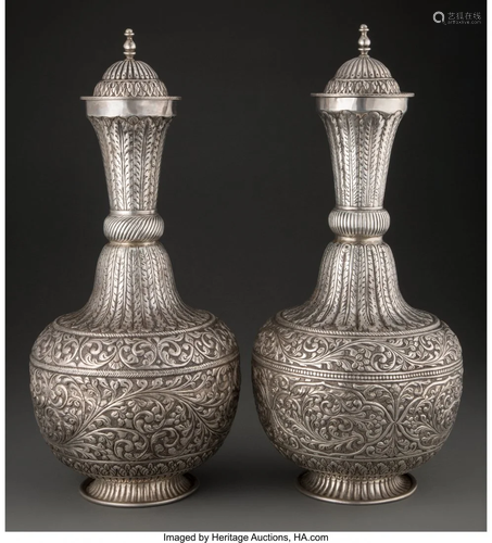 63082: A Pair of Iranian Silver Carafes, mid-20th centu