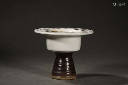 A Porcelain Cizhou Kiln Cup