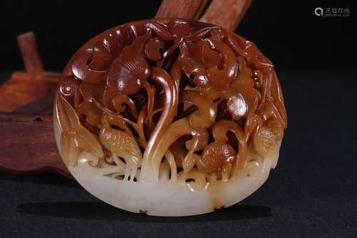 A Hetian Jade Crane Carved Pendant