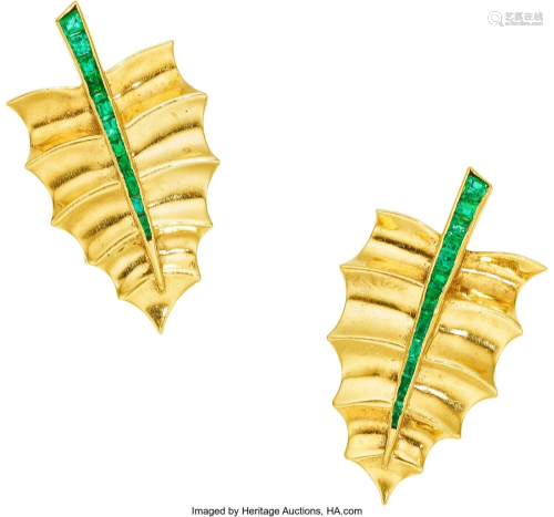 55023: Emerald, Gold Earrings, Van Cleef & Arpels The