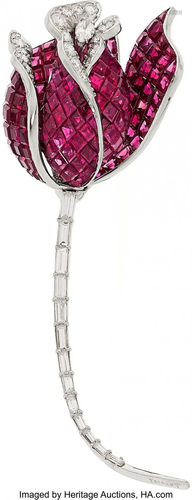 55288: Ruby, Diamond, Platinum Brooch, Kern, French T