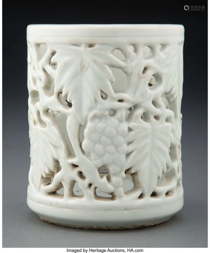 67344: A Korean Porcelain Brush Pot, Joseon Dynasty 5 x