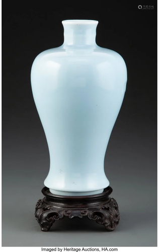 67131: A Chinese Clair-de-Lune Meiping Vase, Qing Dynas