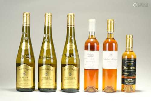 17 bottles of French and Alsace table and dessert wine, various