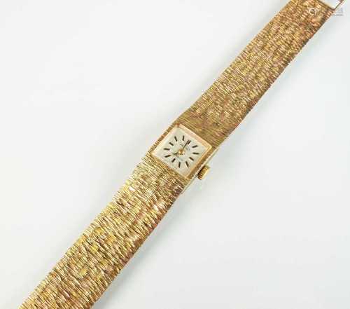 A 9ct gold Avia bracelet watch