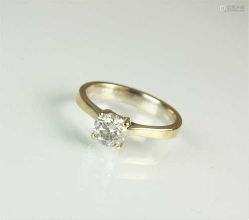 A single stone diamond ring