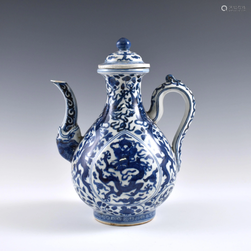 Ming blue & white dragon porcelain lidded wine pot