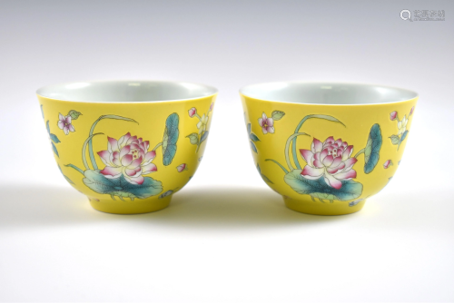 PR. Yongzheng floral blooms over yellow ground bowls