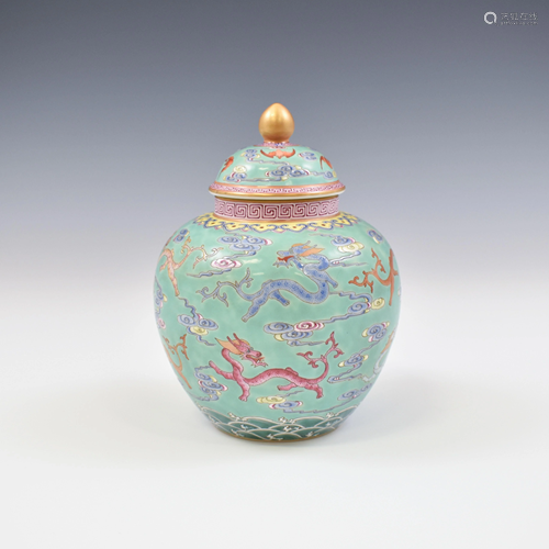 QIANLONG FAMILLE ROSE & GILT DRAGON LIDDED JAR