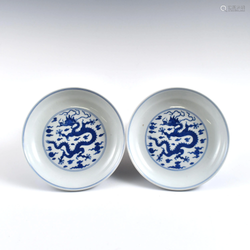 PR. Qing Blue & white dragon plates