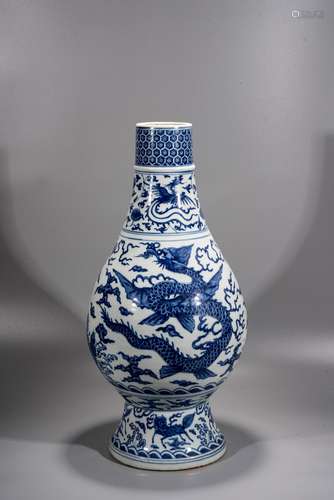 A CHINESE BLUE AND WHITE 'MYTHICAL BEASTS' VASE