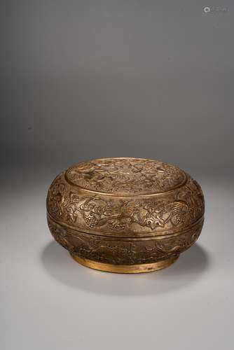 A CHINESE BRONZE CAST CIRCULAR BOX AND COVER