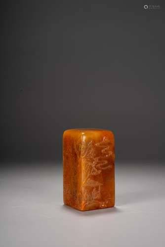 A TIANHUANG CARVED SEAL