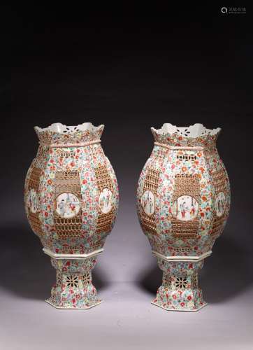 A PAIR OF LARGE FAMILLE ROSE RETICULATED LAMP LANTERNS