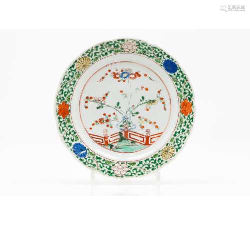 A scalloped plate