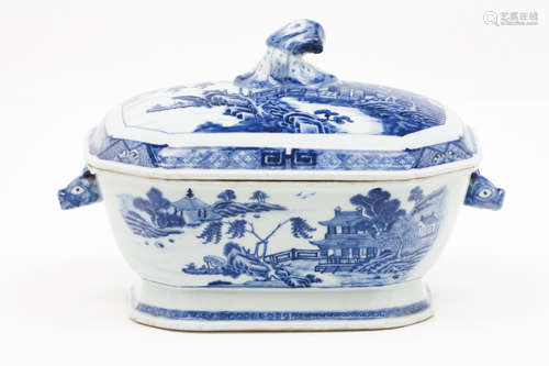 A tureen with cover