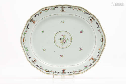 A scalloped oval tray