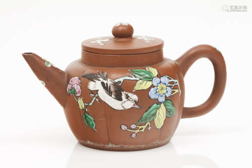 An Yixing teapot