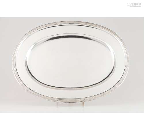 A Mergulhão silver set oval tray