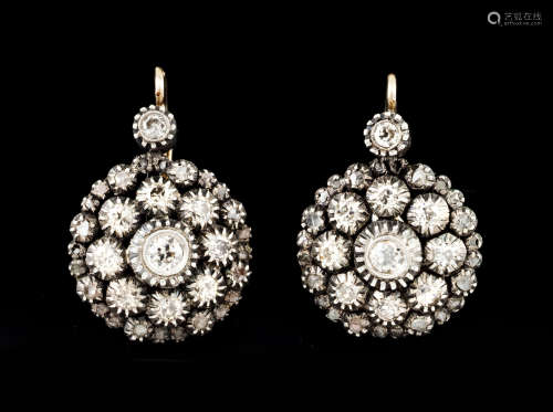 A pair of Romantic earrings