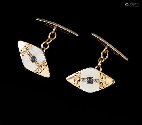 A pair of Art Nouveau cufflinks