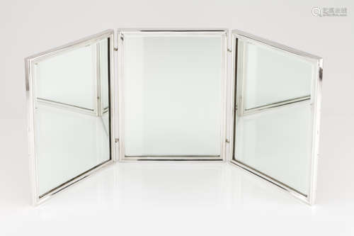 A three leaves dressing table mirror