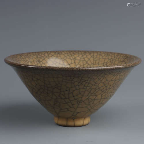 A Ge Kiln Porcelain Bowl
