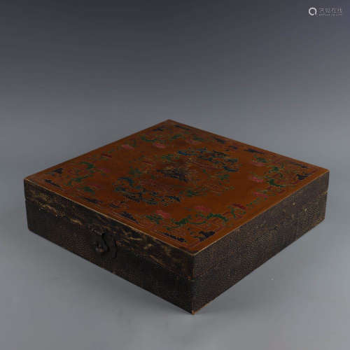 A Gild Lacquerware Bronze Square Box