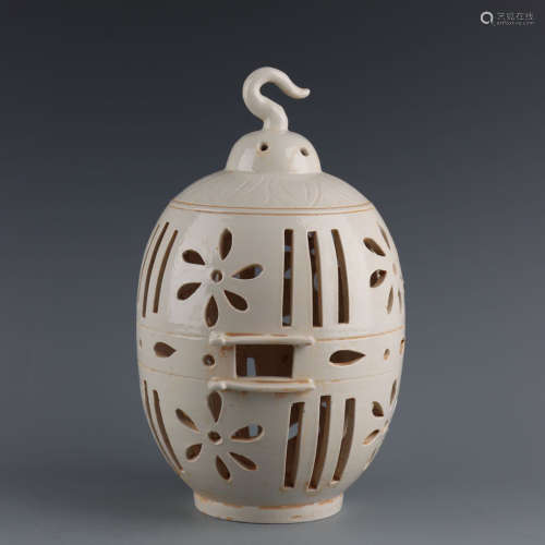 A Ding Kiln Piercing Porcelain Birdcage