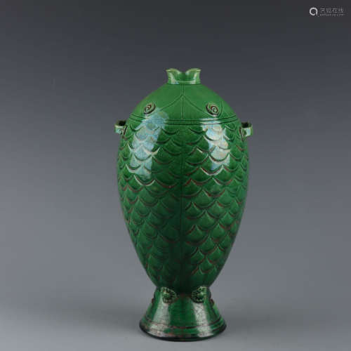 A Green Glaze Porcelain Fish-shaped Vase