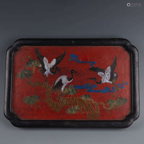 A Lacquerware Gilt Red-crowned Cranes Pattern Tray