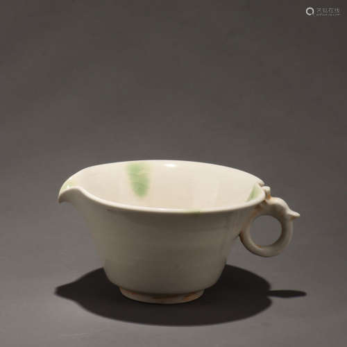 A Xing Kiln Porcelain Stippling Water Dropper