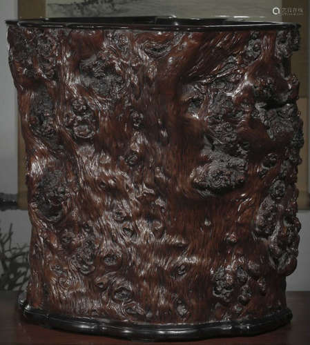 A LONGYAN WOOD BURL CARVED BRUSH POT