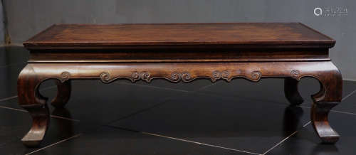 A NANMU WOOD CARVED TABLE