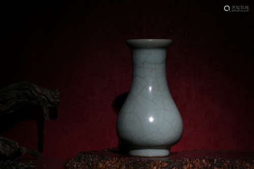 LONGQUAN WARE CELADON GLAZED SMALL VASE