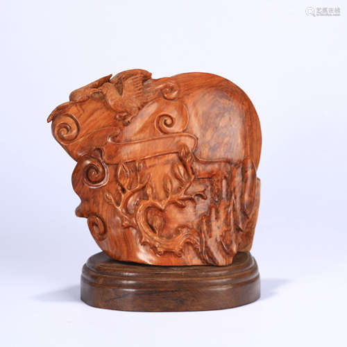 A BOXWOOD CARVED ORNAMENT