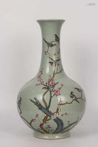 QING--CHINESE FAMILLE ROSE BIRDS AND FLOWERS PORCELAIN VASE